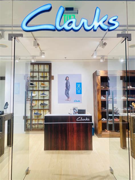 clarks megamall|SM MEGAMALL .